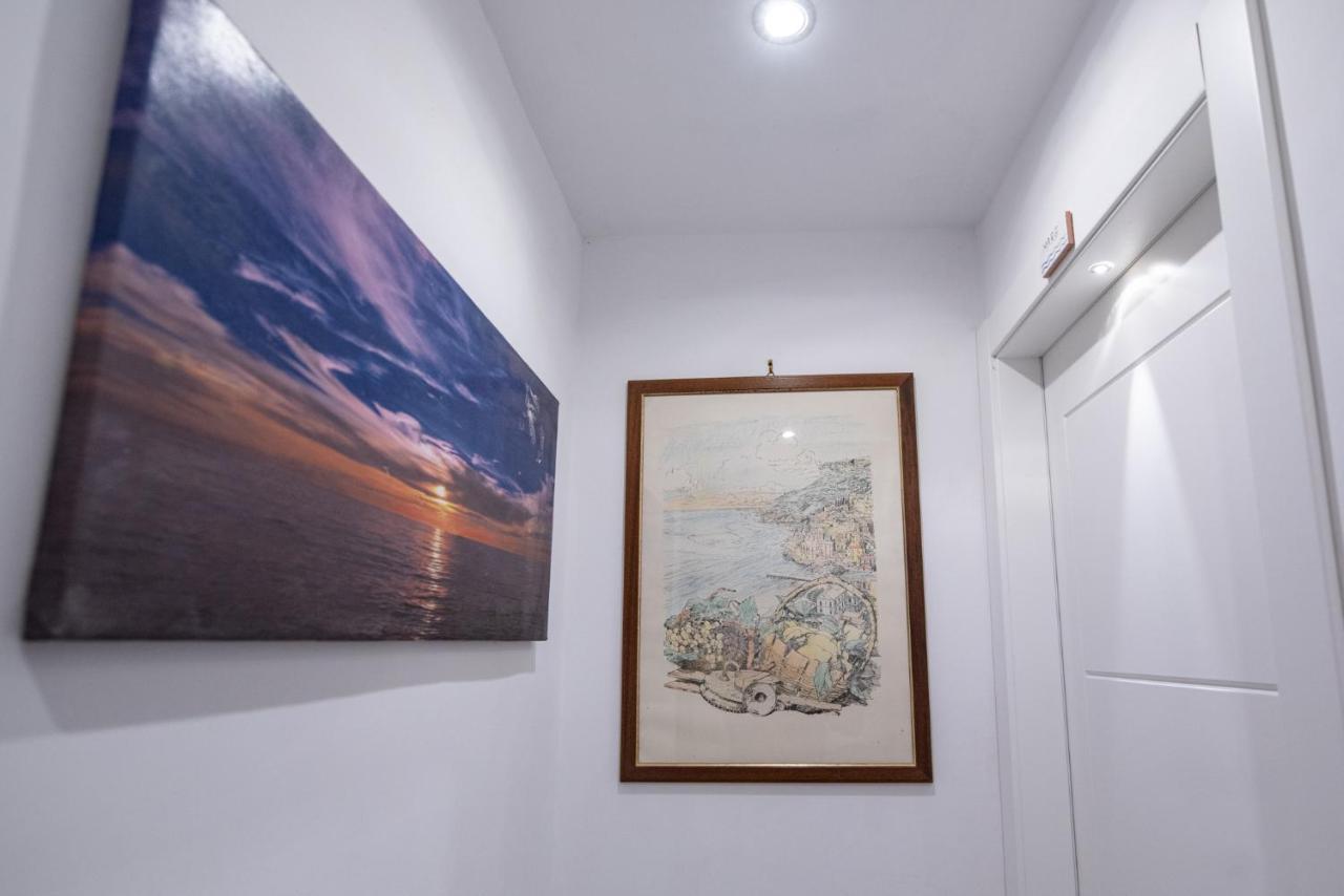 Moon'N Sea Bed and Breakfast Minori Buitenkant foto